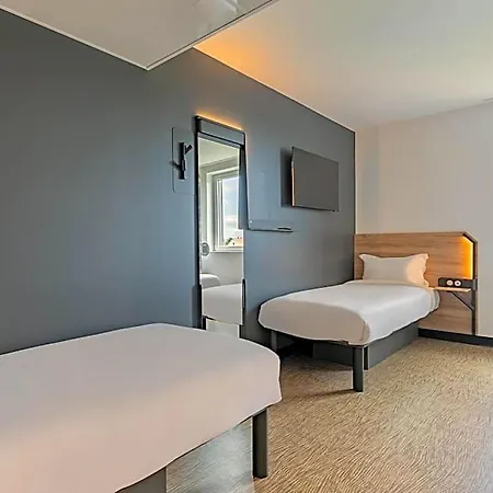 Mulhouse Bale Aeroport Ξενοδοχείο 3*